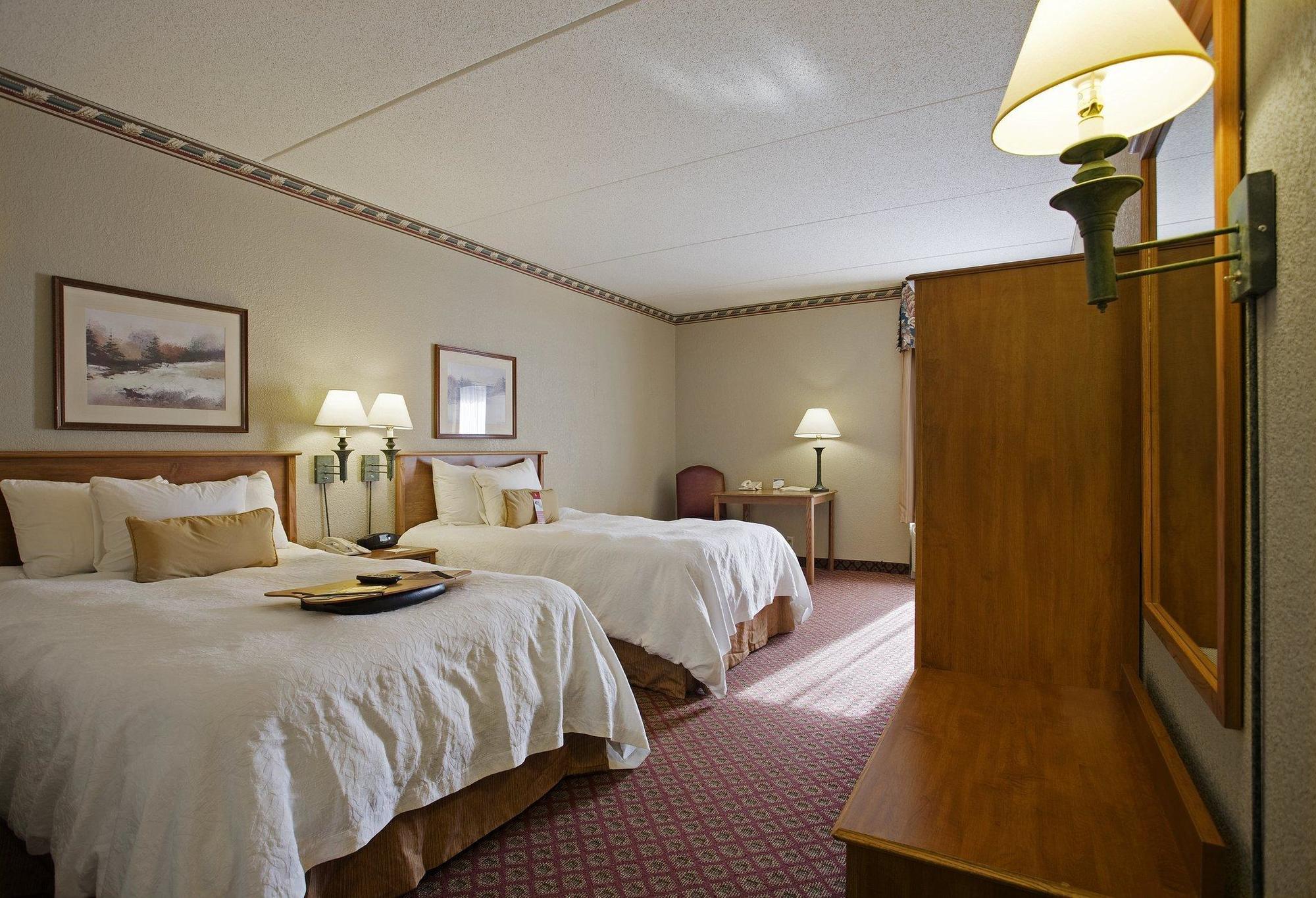 Hampton Inn Pittsburgh / Monroeville Exteriör bild